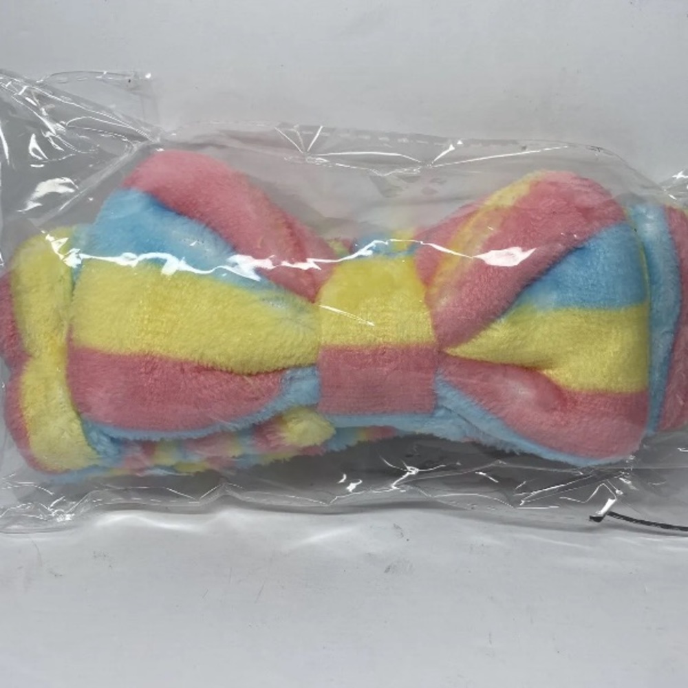 🛍️ Glow On 5th Skincare Beauty Spa Raindow Striped Plush Bow Headband - Picture 2 of 3